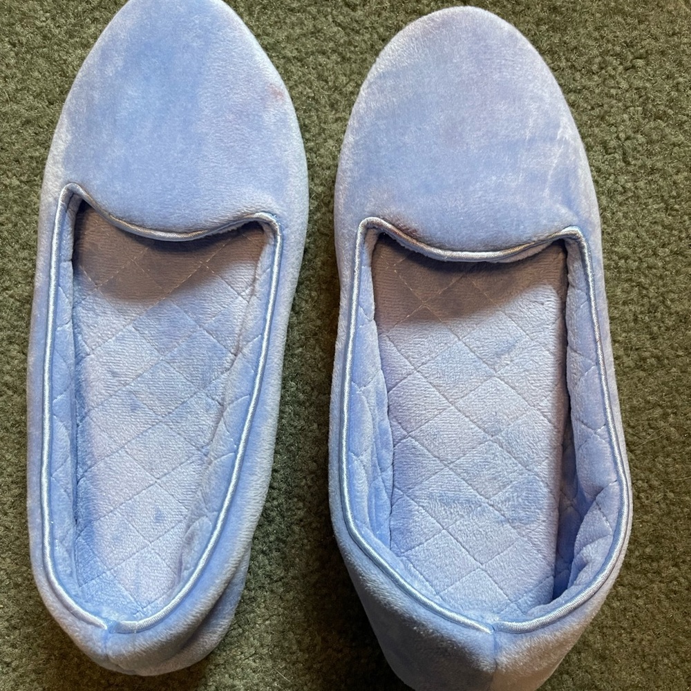 Womens slippers